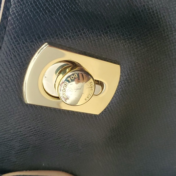 London Fog Tote - Picture 2 of 8